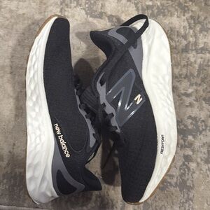 New Balance Women’s Black Running Shoes